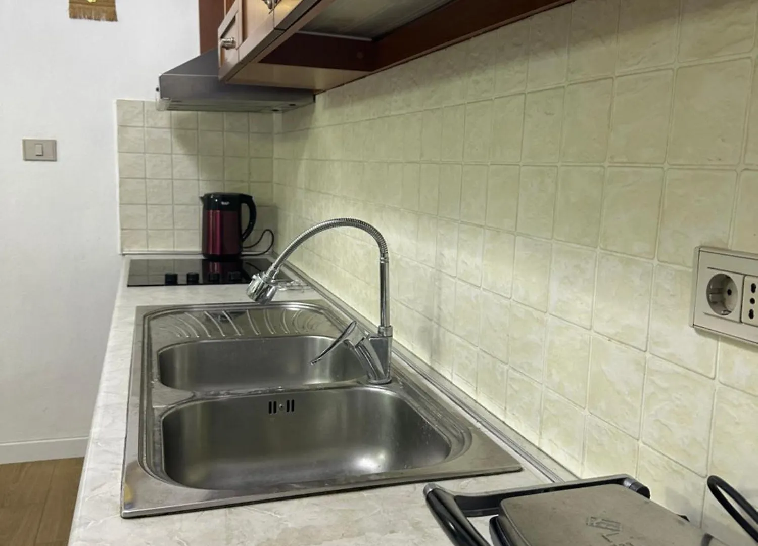 アパート Premium Apartament With Balcony ティラナ アルバニア